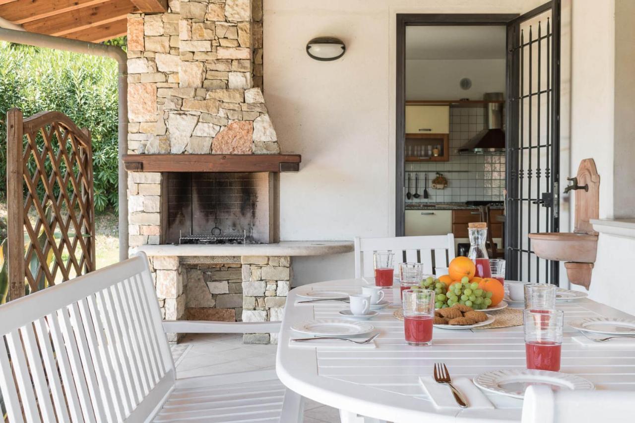 Villa Oleander มาแนร์บา เดล การ์ดา ภายนอก รูปภาพ