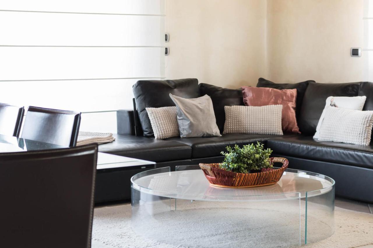 Villa Oleander มาแนร์บา เดล การ์ดา ภายนอก รูปภาพ