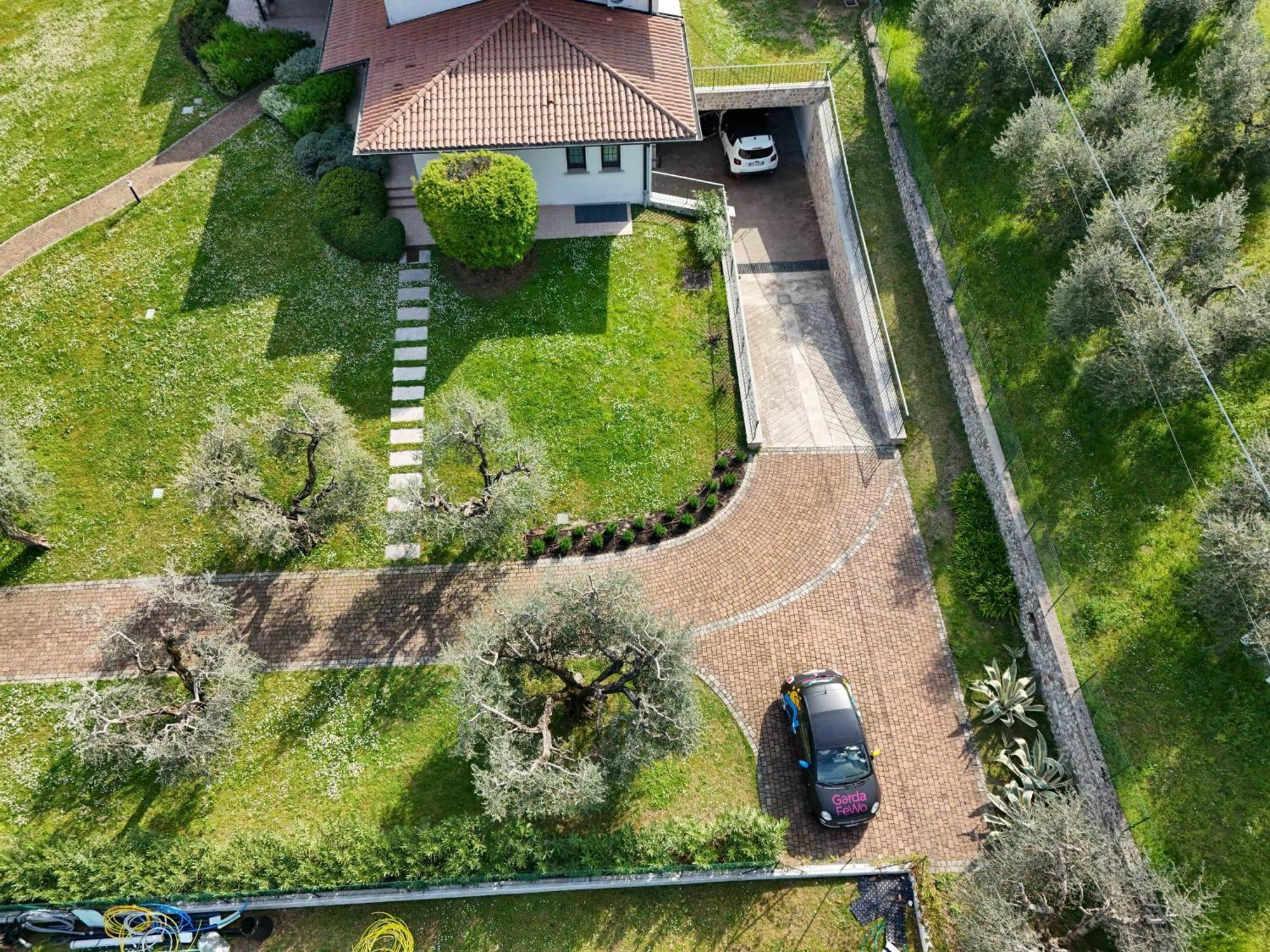 Villa Oleander มาแนร์บา เดล การ์ดา ภายนอก รูปภาพ